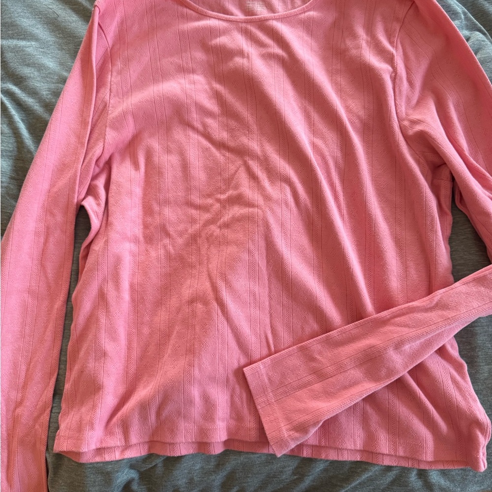 American Eagle Outfitters Coral Long Sleeve Tee